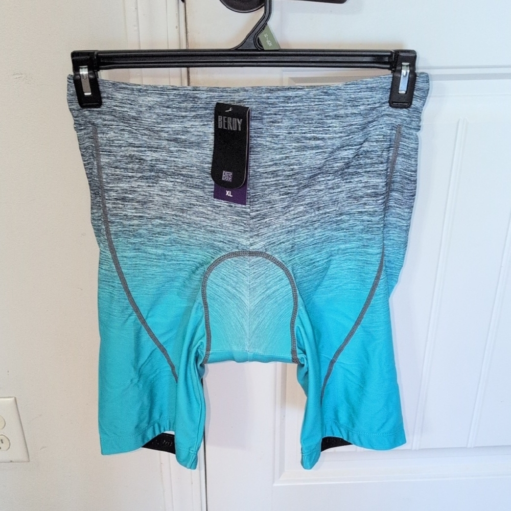 BEROY Women's Ombre Gray to Teal Bike Shorts
